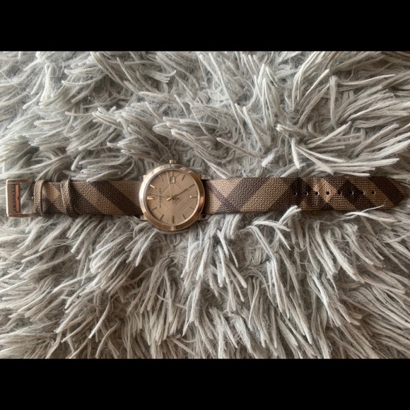 Burberry Watch main image 9